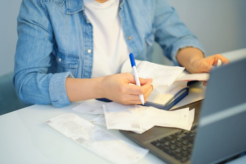 A reforma tributária para Simples Nacional trará impactos em alíquotas, limites e obrigações. Saiba mais sobre as mudanças.