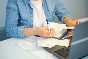 A reforma tributária para Simples Nacional trará impactos em alíquotas, limites e obrigações. Saiba mais sobre as mudanças.